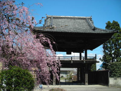 華蔵寺・鐘楼堂